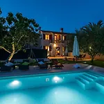 Vila Pietra For 6 People Near Fazana With Sea View - Children Playground & Pet Friendly Galižana