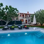 Vila Pietra For 6 People Near Fazana With Sea View - Children Playground & Pet Friendly